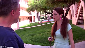 Thiếu Nữ 18 Tuổi Thử Sức Lần đầu Trong Buổi Casting Phim Người Lớn Nóng Bỏng