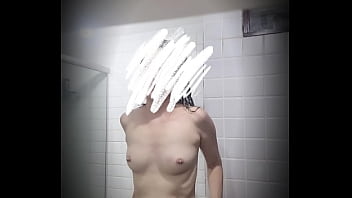 Milf Lén Lút Thủ Dâm Trong Nhà Tắm Airbnb Bị Camera Giấu Kín Quay Lén – Cảnh Nóng Thật 100%! (phần 2)